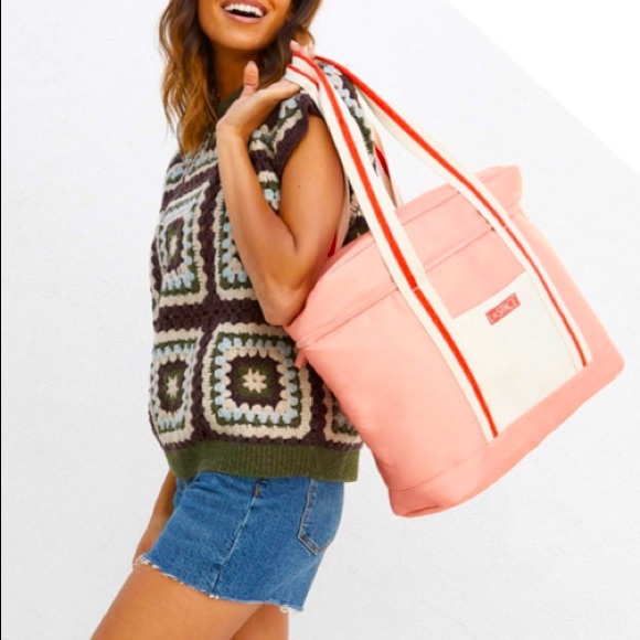 L Space Coastal Cooler Beach Bag Insulated Tote Pink Red Tailgate Picnic NWT - Picture 3 of 3